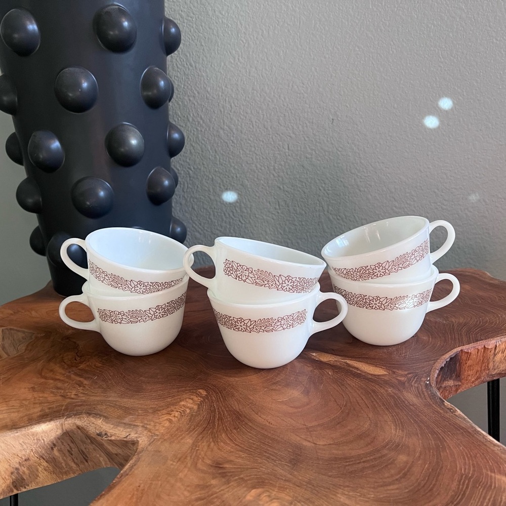 Set of 6 Pyrex Woodland milk glass tea cups 🫖